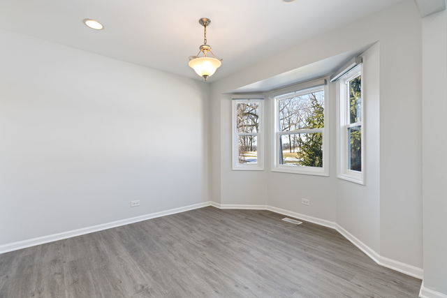 720 Hoover Drive, Carol Stream, IL 60188