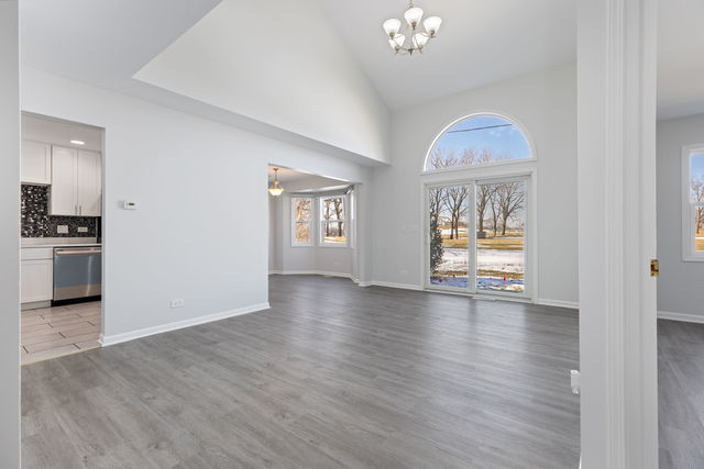 720 Hoover Drive, Carol Stream, IL 60188