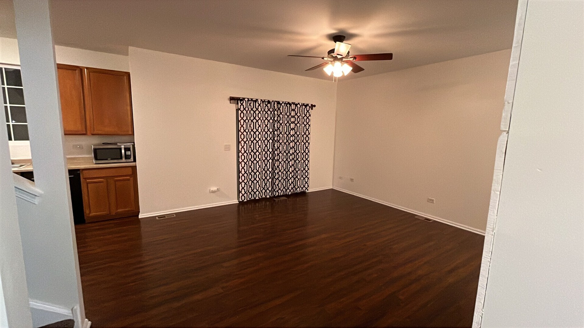 1096 Clover Drive, Minooka, IL 60447