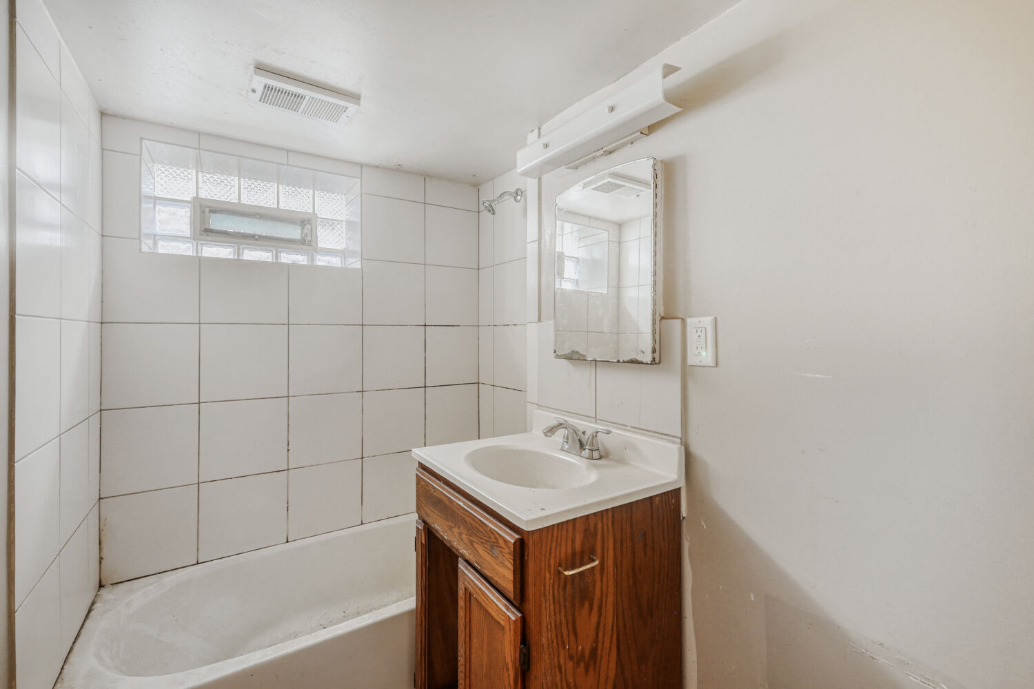 3317 Jackson Street, Bellwood, IL 60104