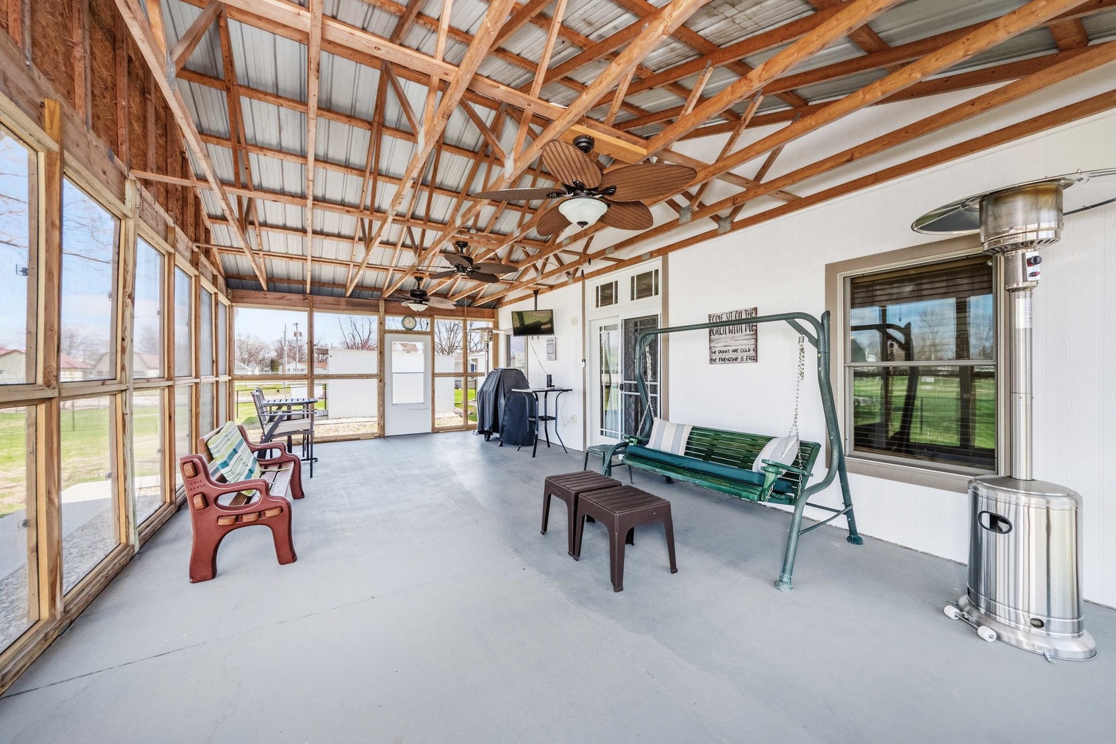 620 W 6th Street, Minonk, IL 61760