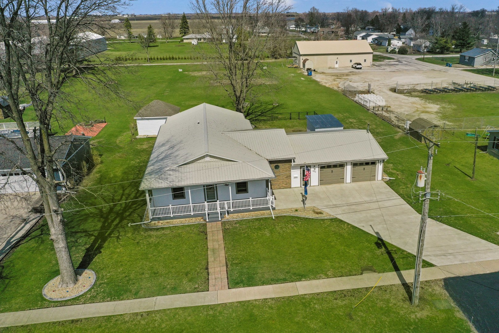 620 W 6th Street, Minonk, IL 61760