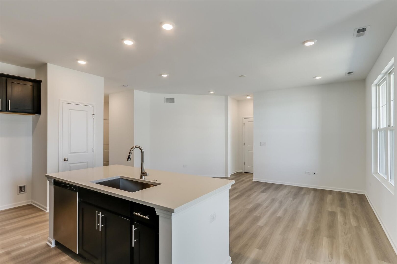 25506 W Alabaster Circle, Plainfield, IL 60544