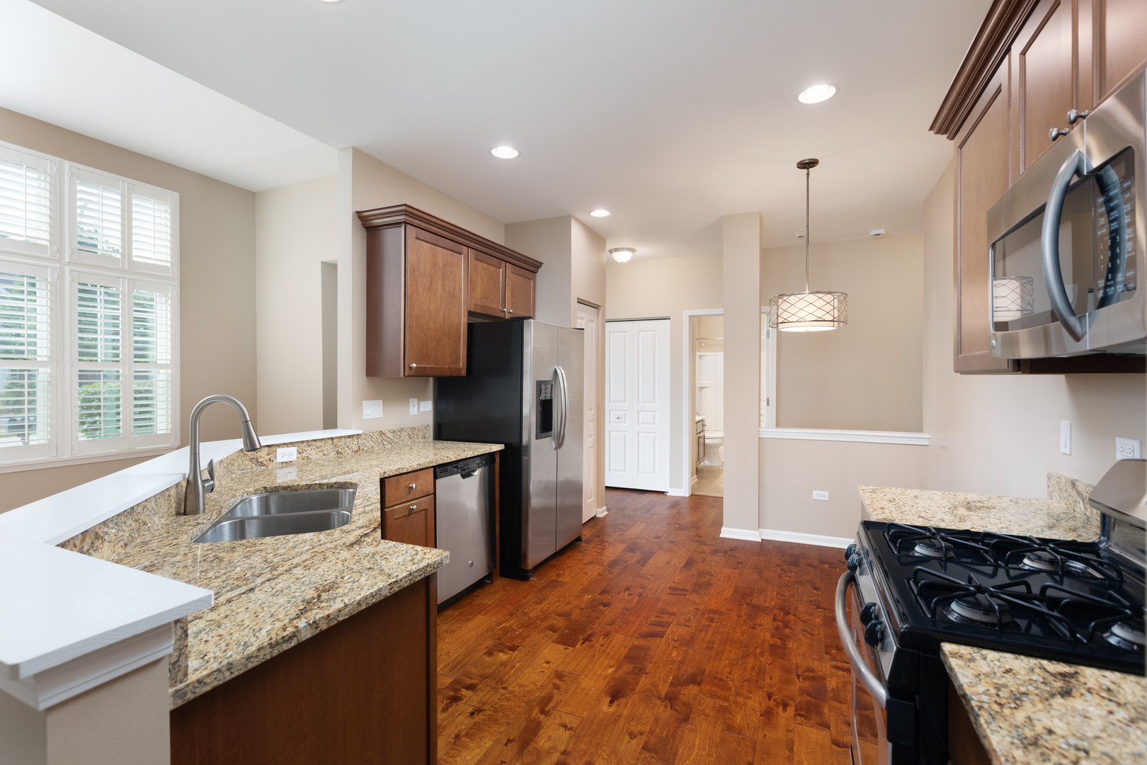 2629 Camberley Circle, Naperville, IL 60564