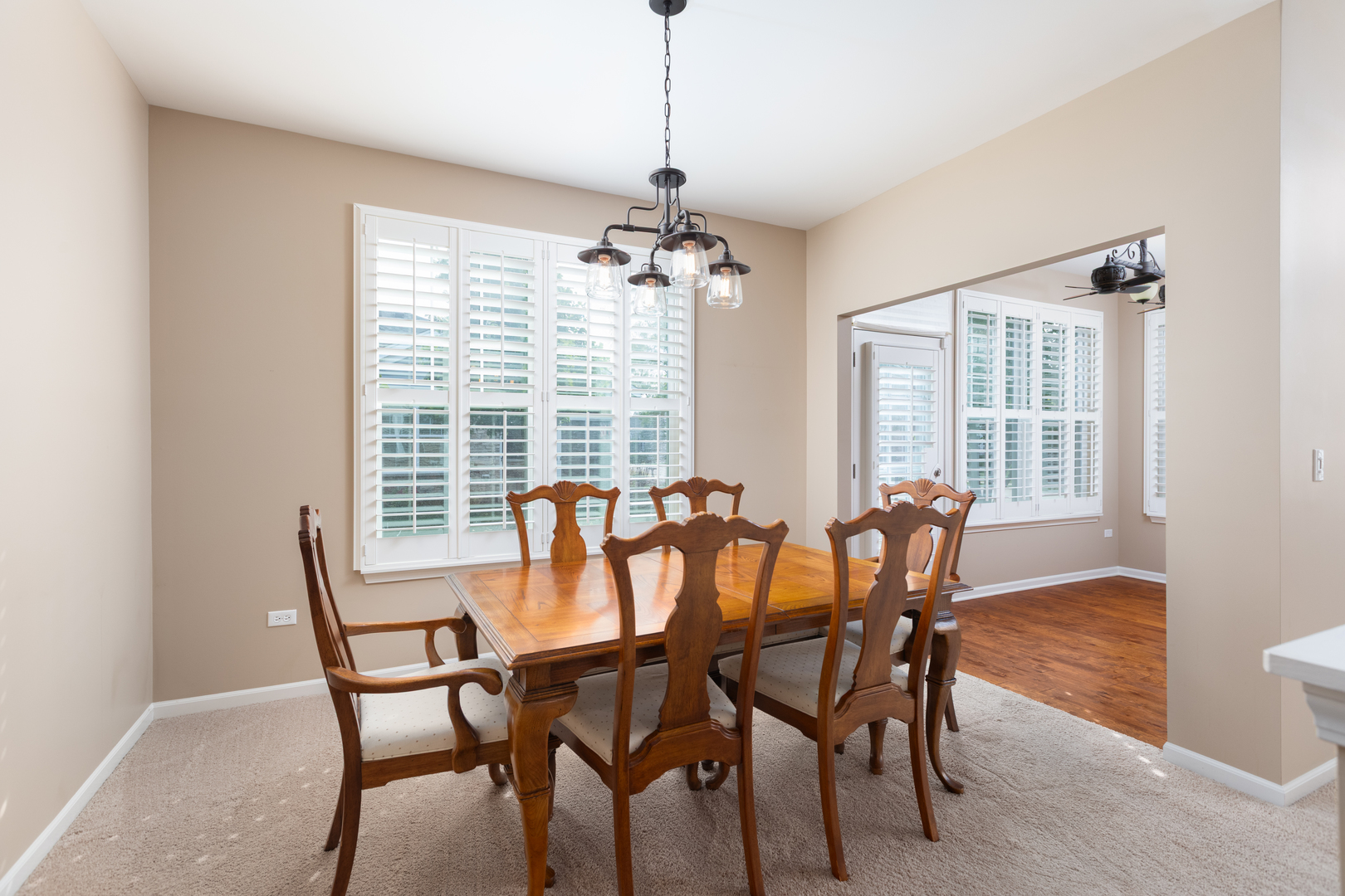 2629 Camberley Circle, Naperville, IL 60564