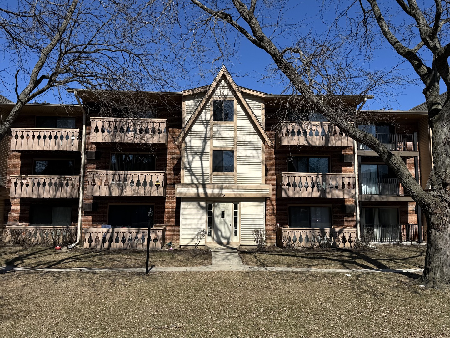 13 Parkside Court #4, Vernon Hills, IL 60061
