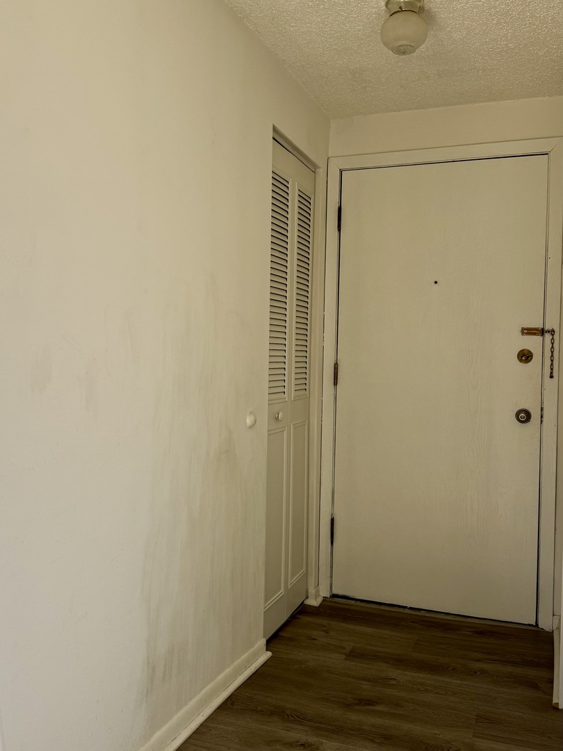 13 Parkside Court #4, Vernon Hills, IL 60061