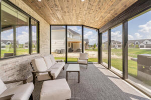 9533 Tall Grass Trail, St. John, IN 46373