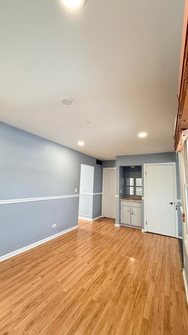 923 Daniels Court, Schaumburg, IL 60194