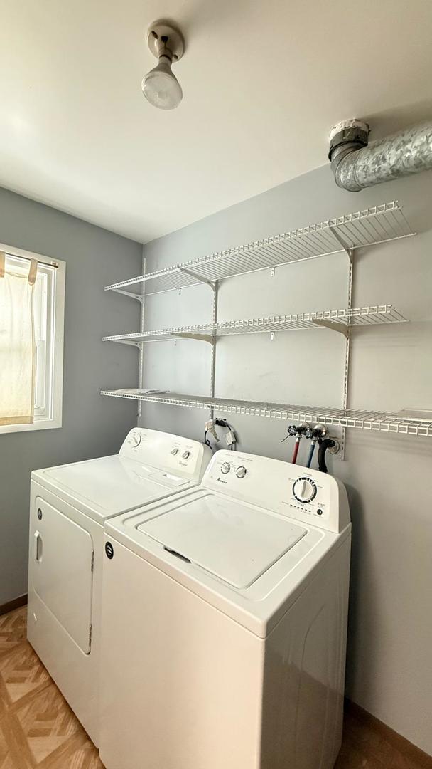 923 Daniels Court, Schaumburg, IL 60194