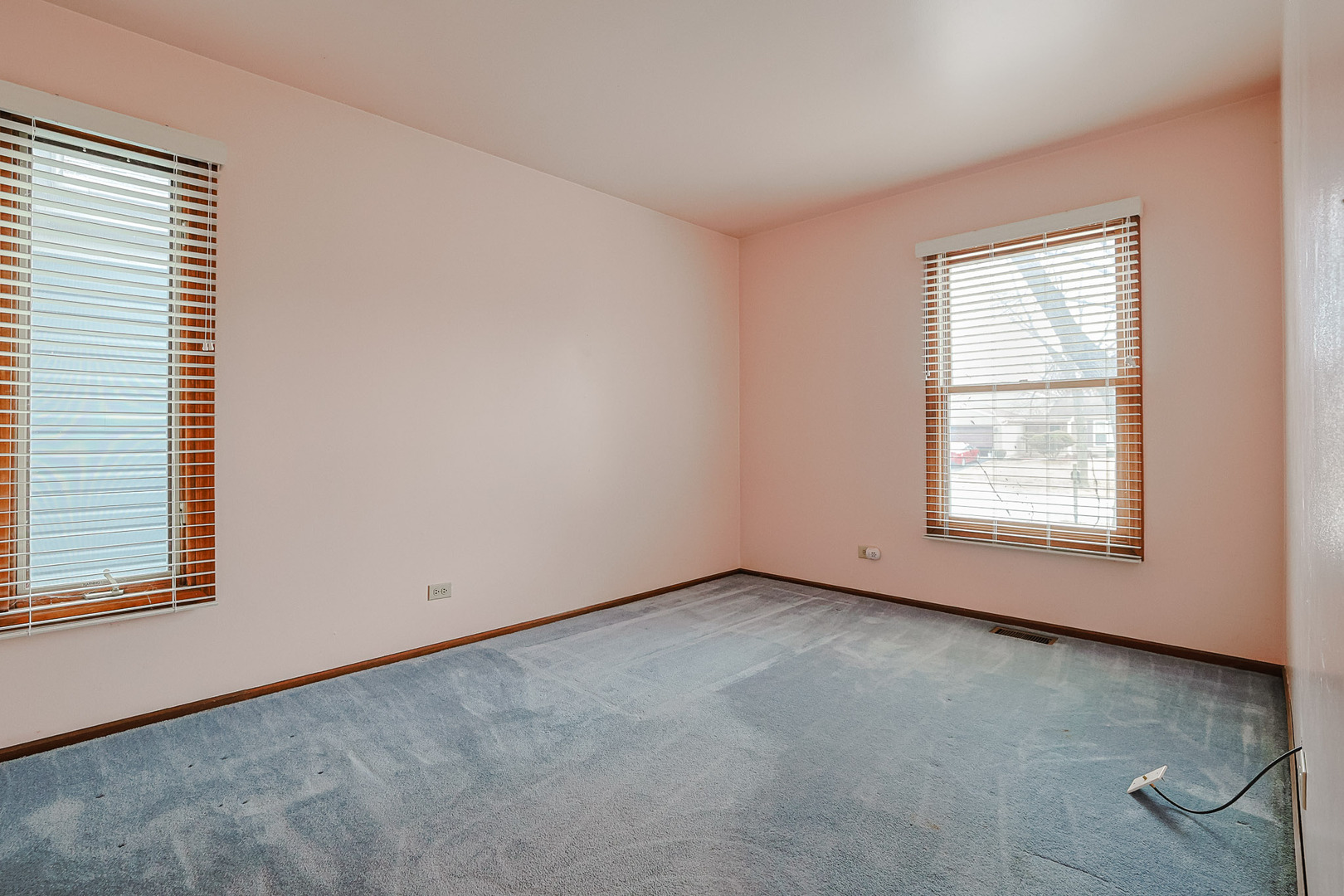 2049 Dorval Drive, Naperville, IL 60565