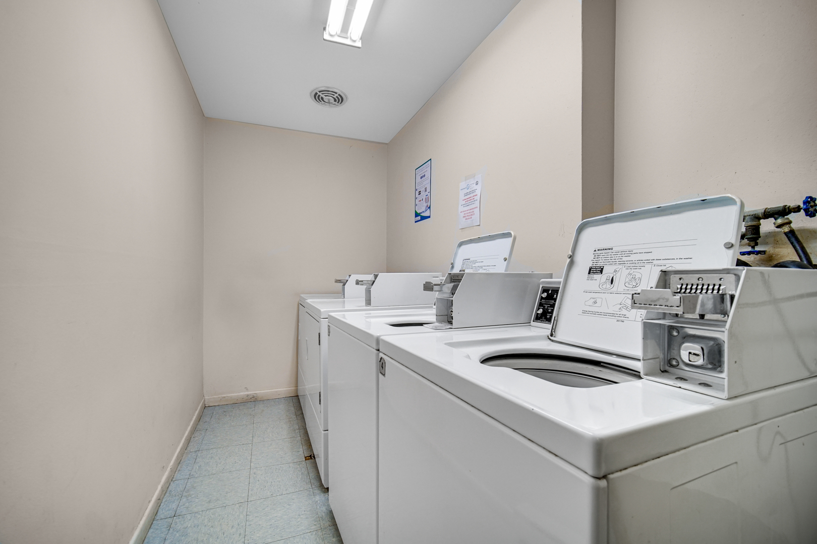 7830 W North Avenue #308, Elmwood Park, IL 60707