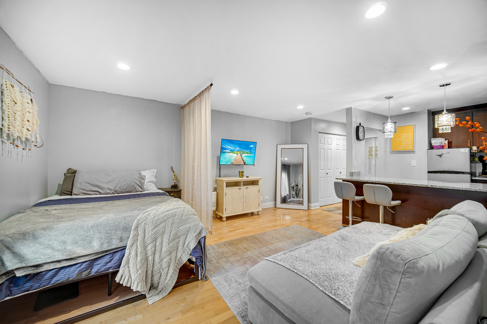 7830 W North Avenue #308, Elmwood Park, IL 60707