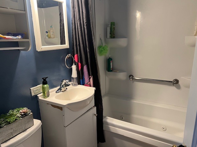 1913 Apache Road, Waukegan, IL 60087