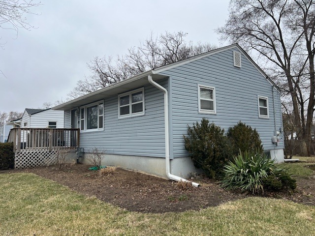 1913 Apache Road, Waukegan, IL 60087