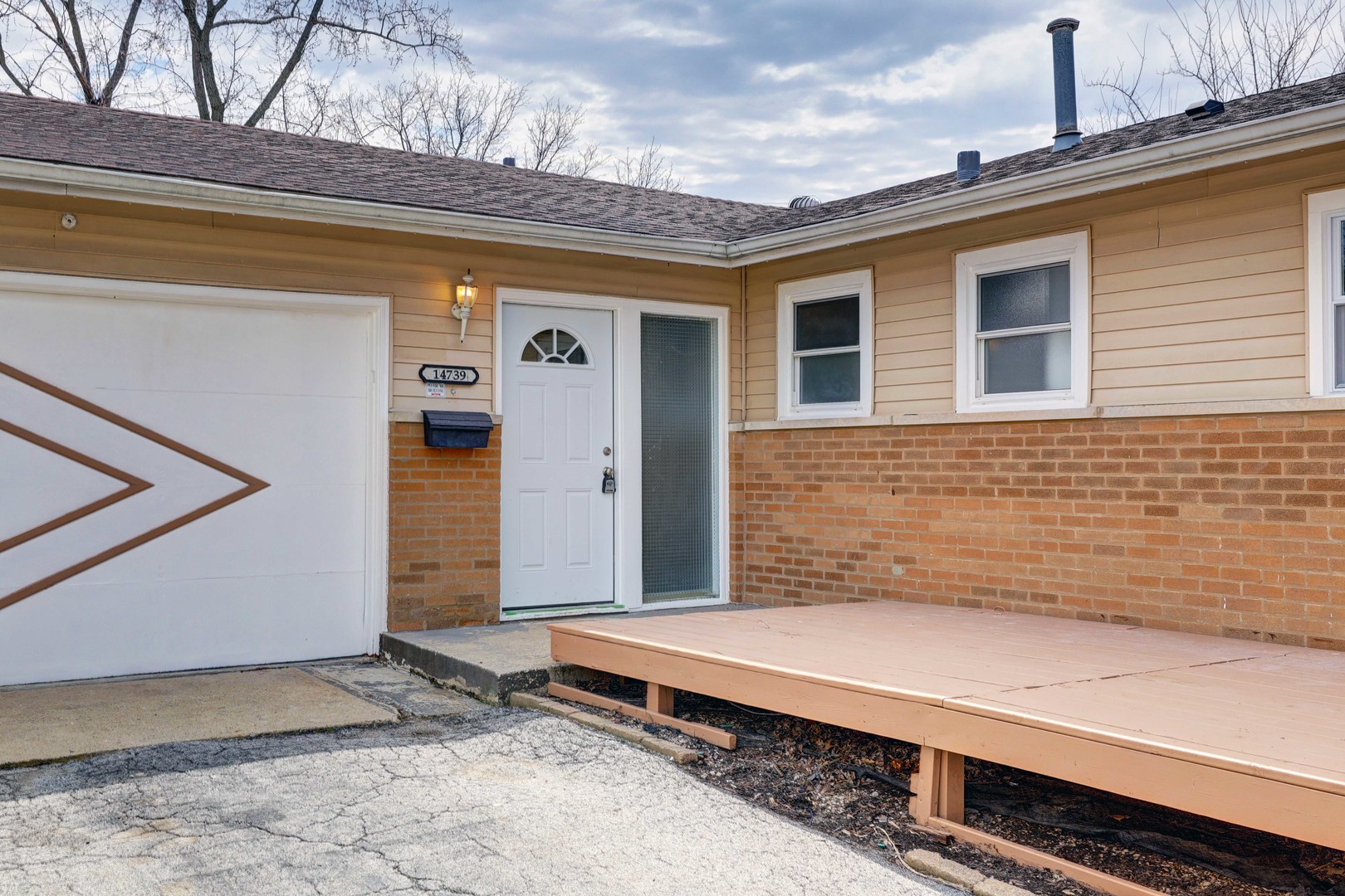 14739 Park Avenue, Oak Forest, IL 60452