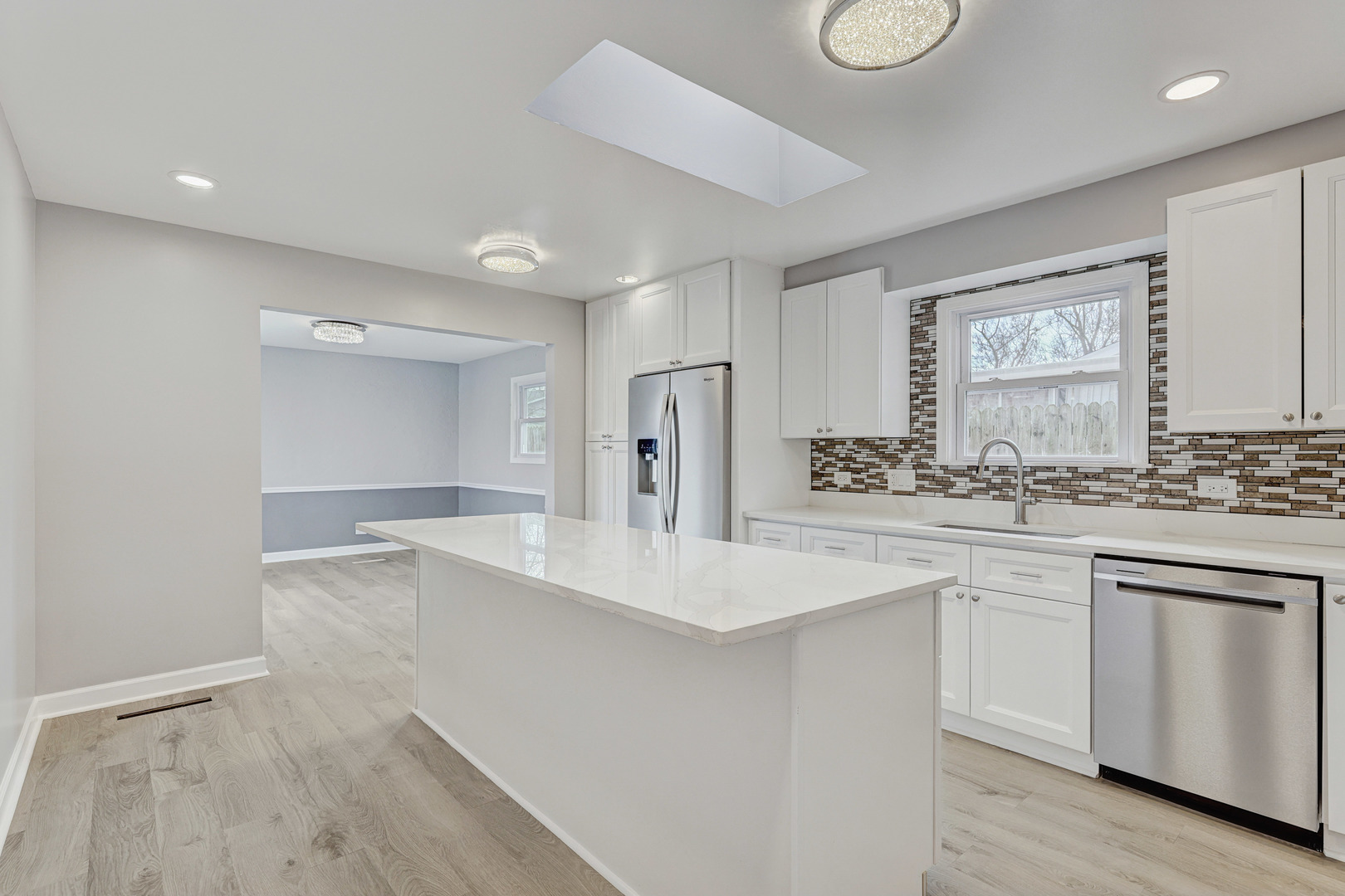 14739 Park Avenue, Oak Forest, IL 60452