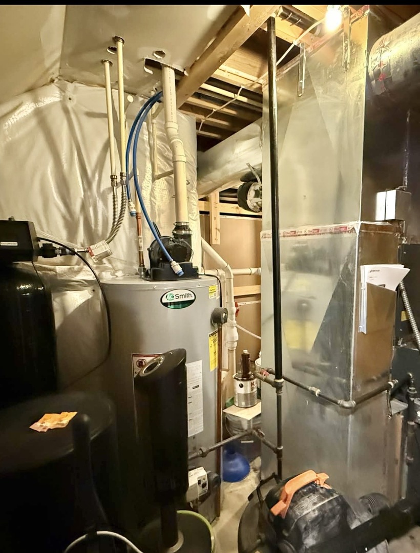 995 Bluff Quarry Drive, South Elgin, IL 60177