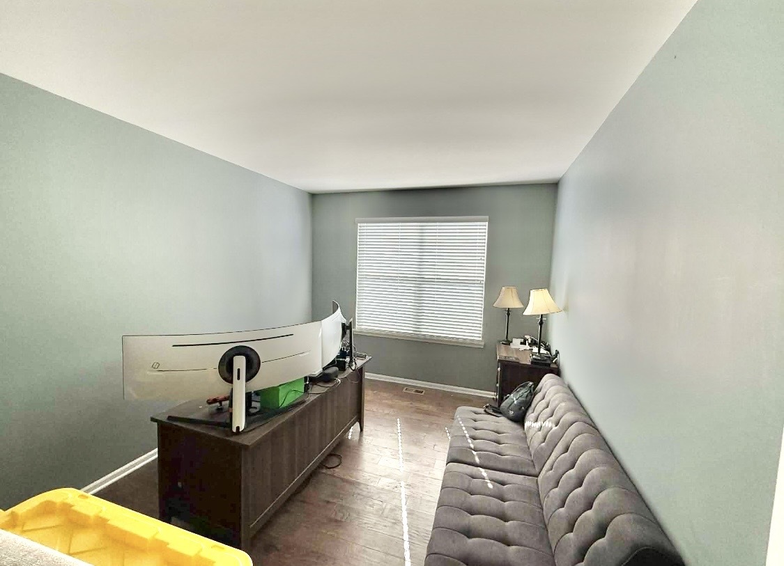 995 Bluff Quarry Drive, South Elgin, IL 60177