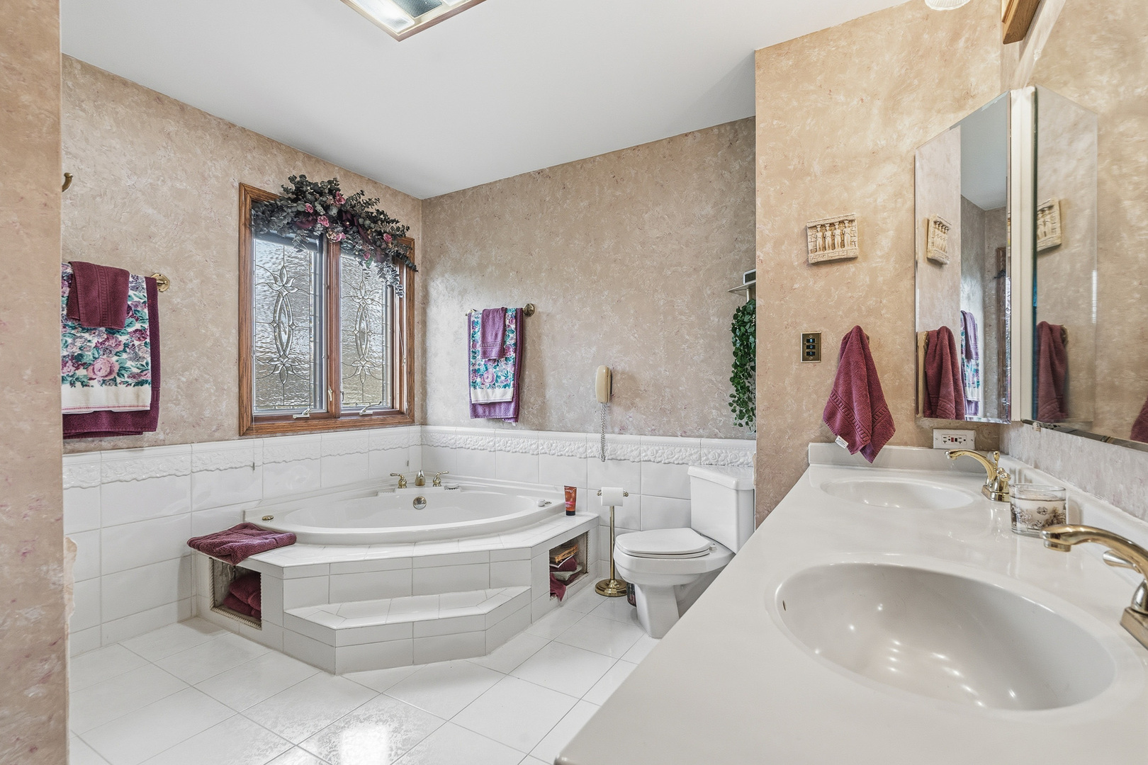 901 Saint Andrews Way, Frankfort, IL 60423