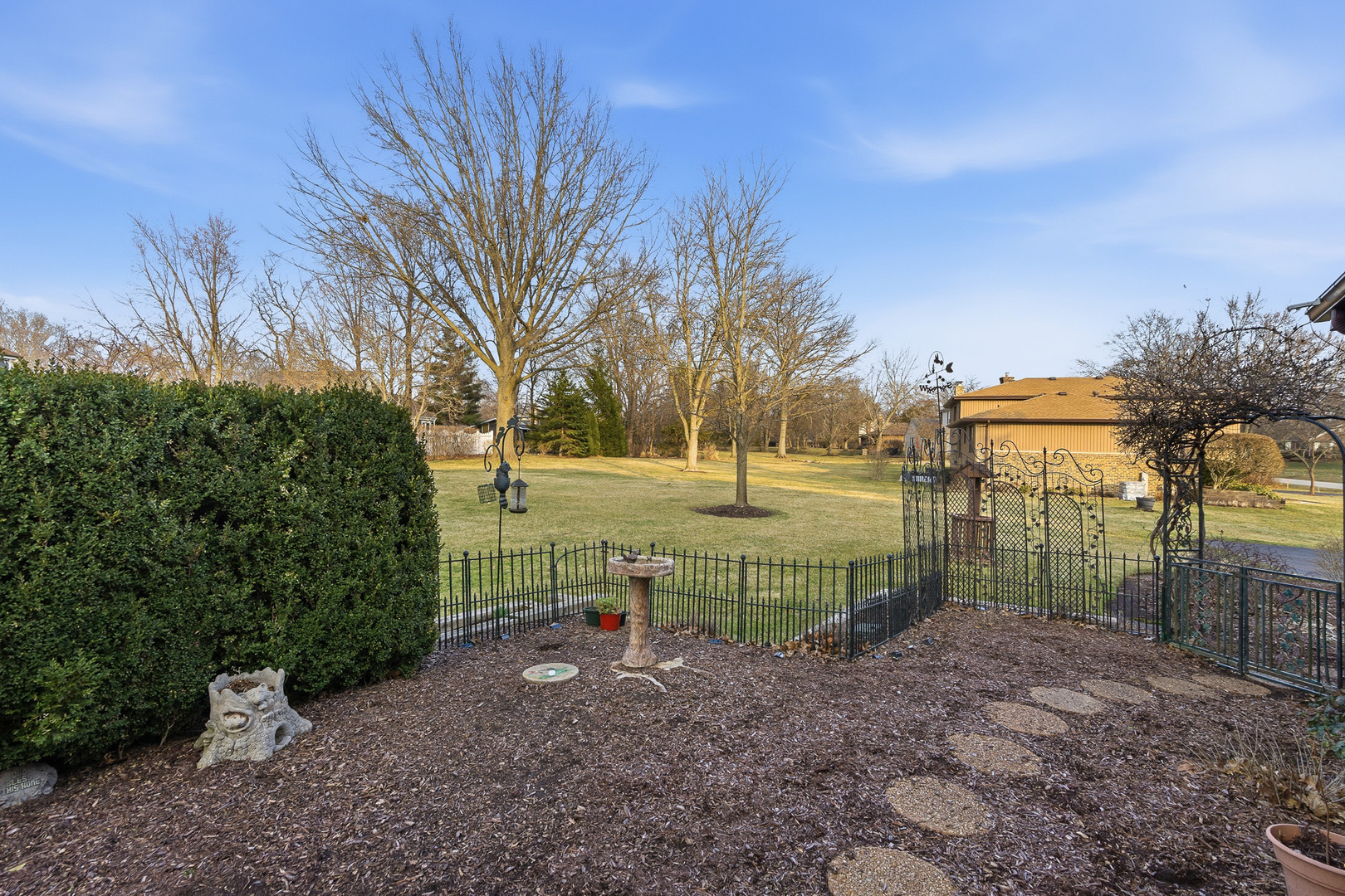 901 Saint Andrews Way, Frankfort, IL 60423