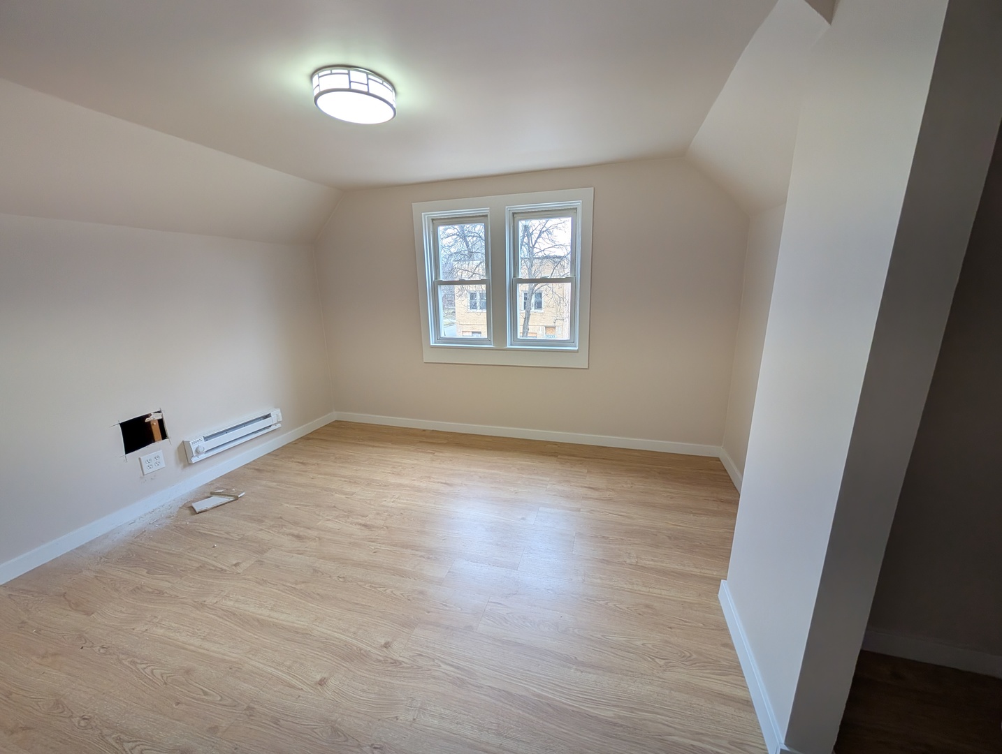 654 E 92nd Place, Chicago, IL 60619