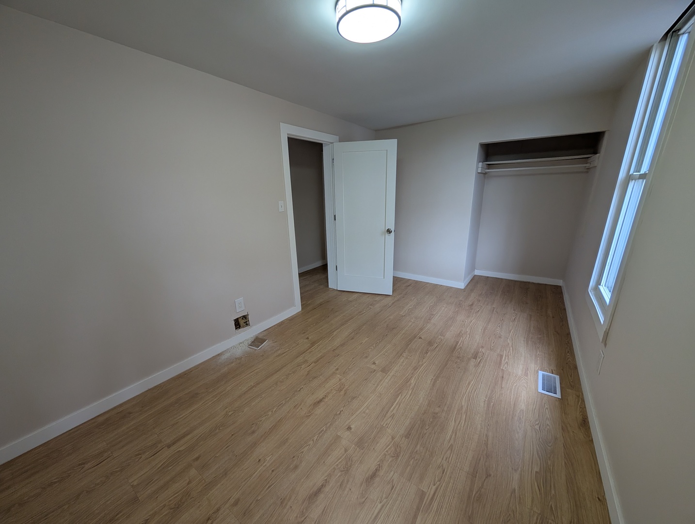 654 E 92nd Place, Chicago, IL 60619