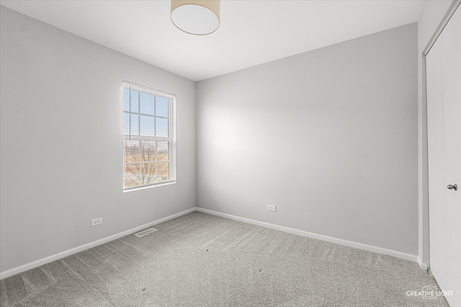 2271 Beresford Drive, Yorkville, IL 60560