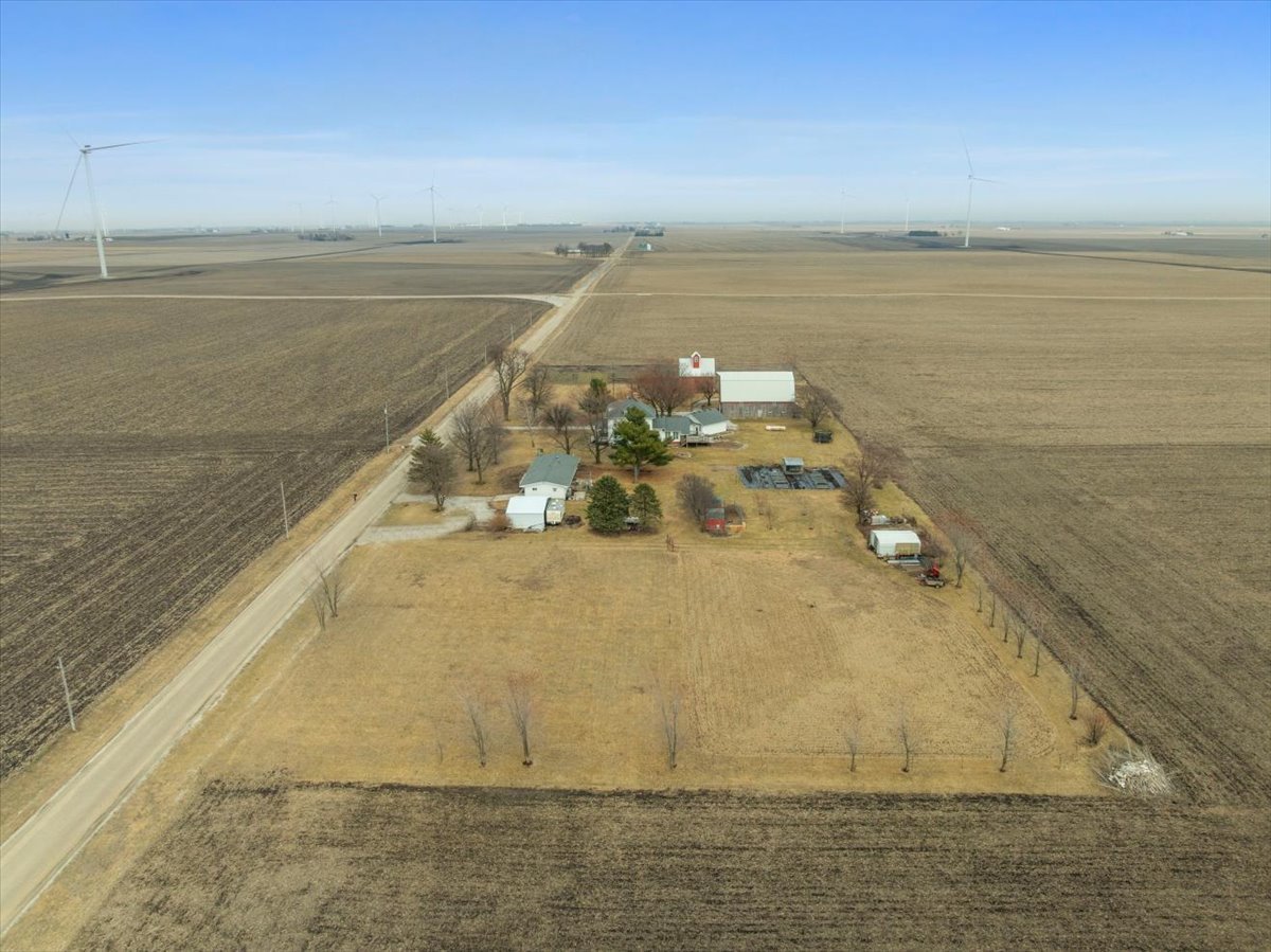 2873 Cty Road 1600N, Minonk, IL 61760