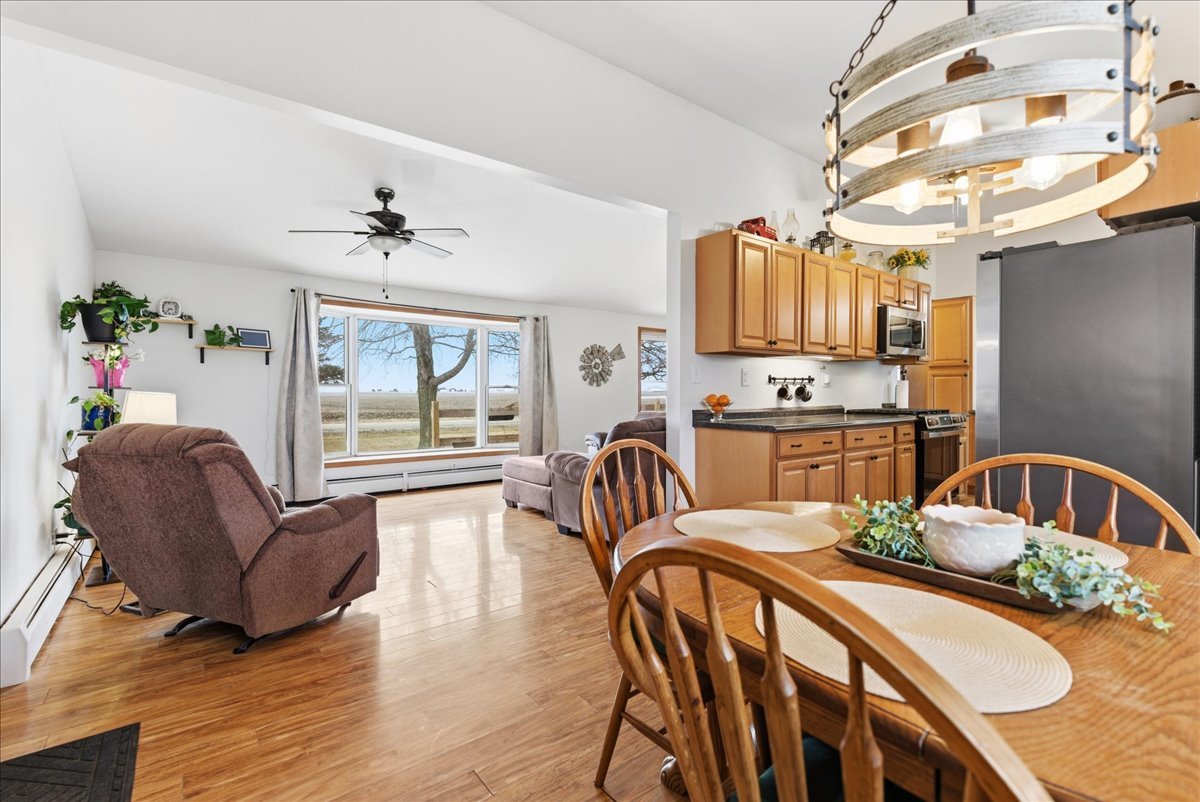 2873 Cty Road 1600N, Minonk, IL 61760