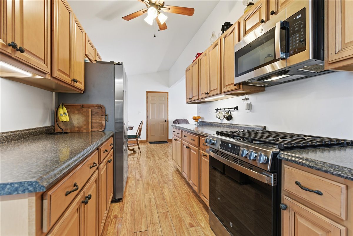 2873 Cty Road 1600N, Minonk, IL 61760