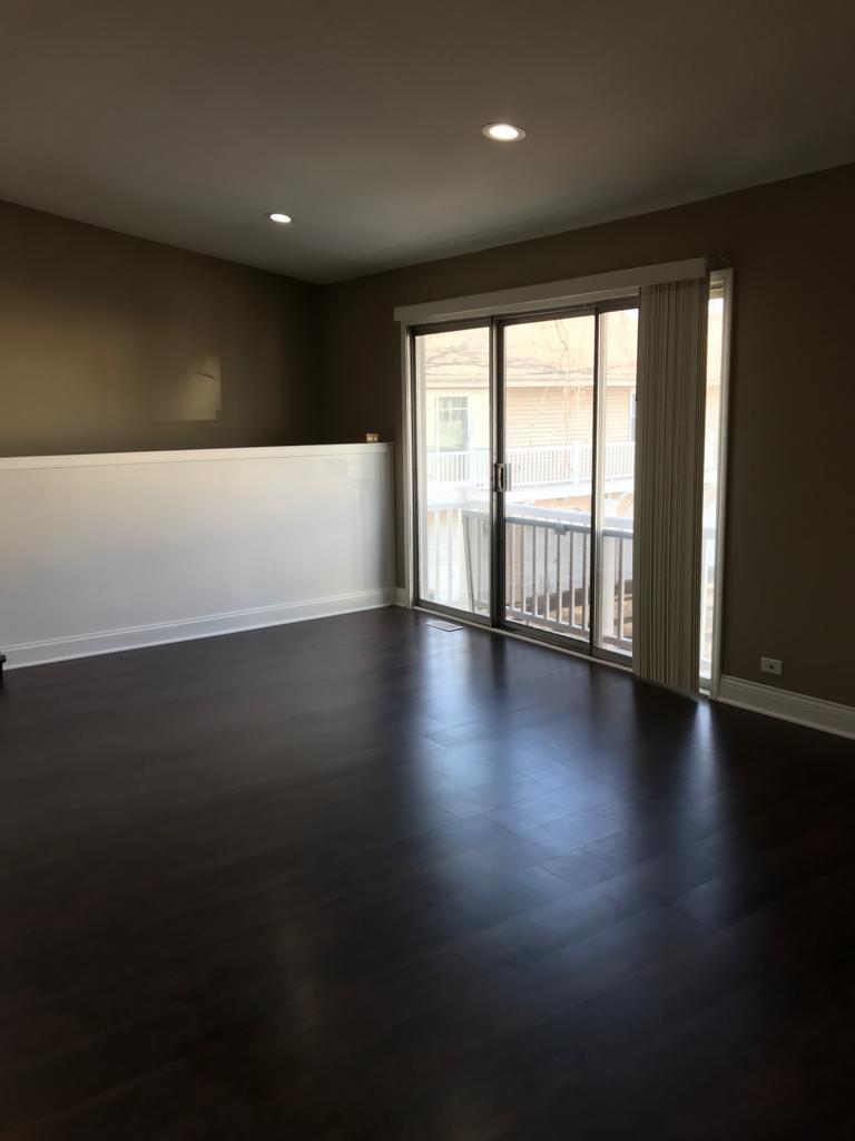 329 Carthage Court #D, Bloomingdale, IL 60108