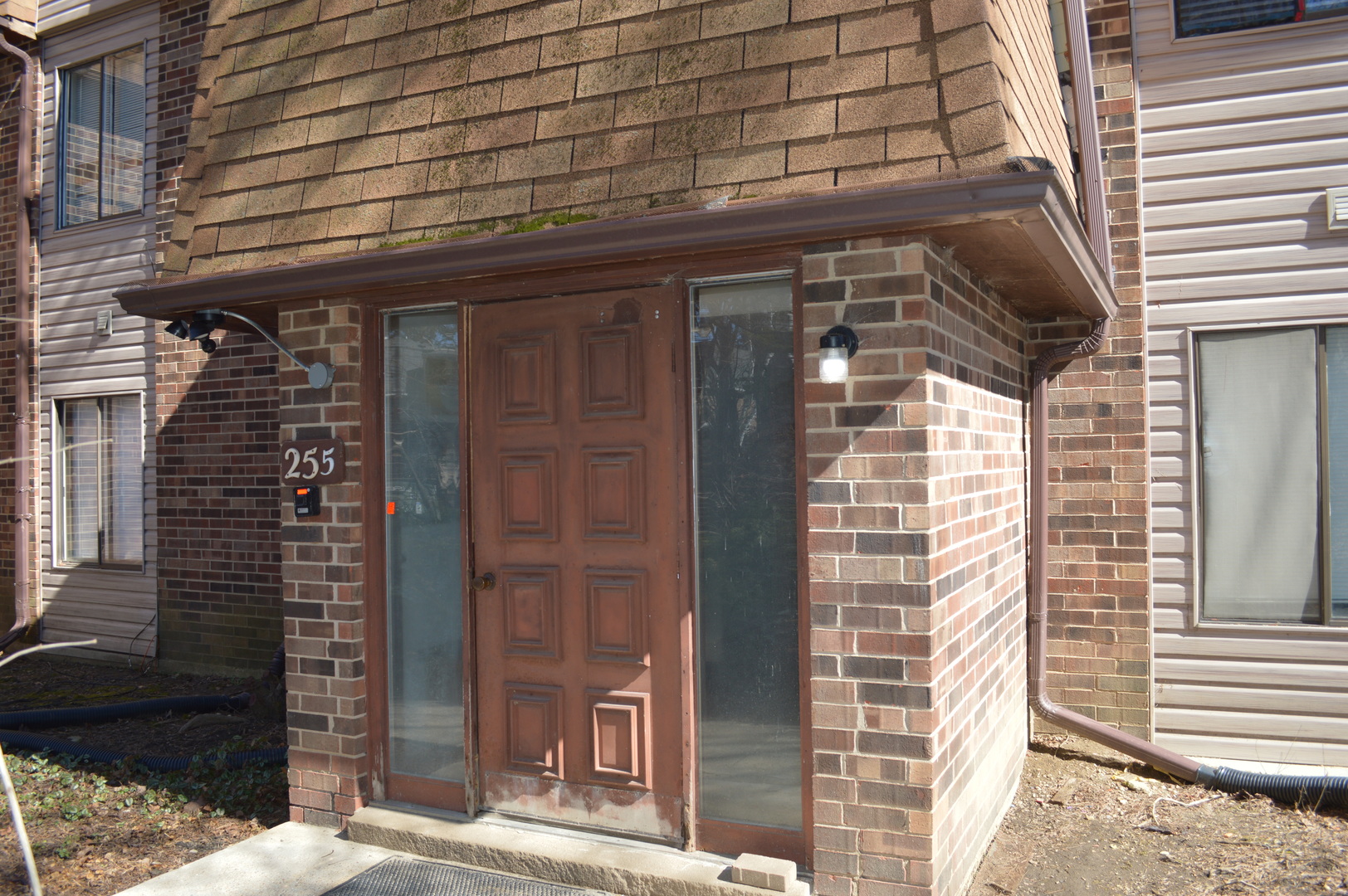 255 E Court of Shorewood #8, Vernon Hills, IL 60061