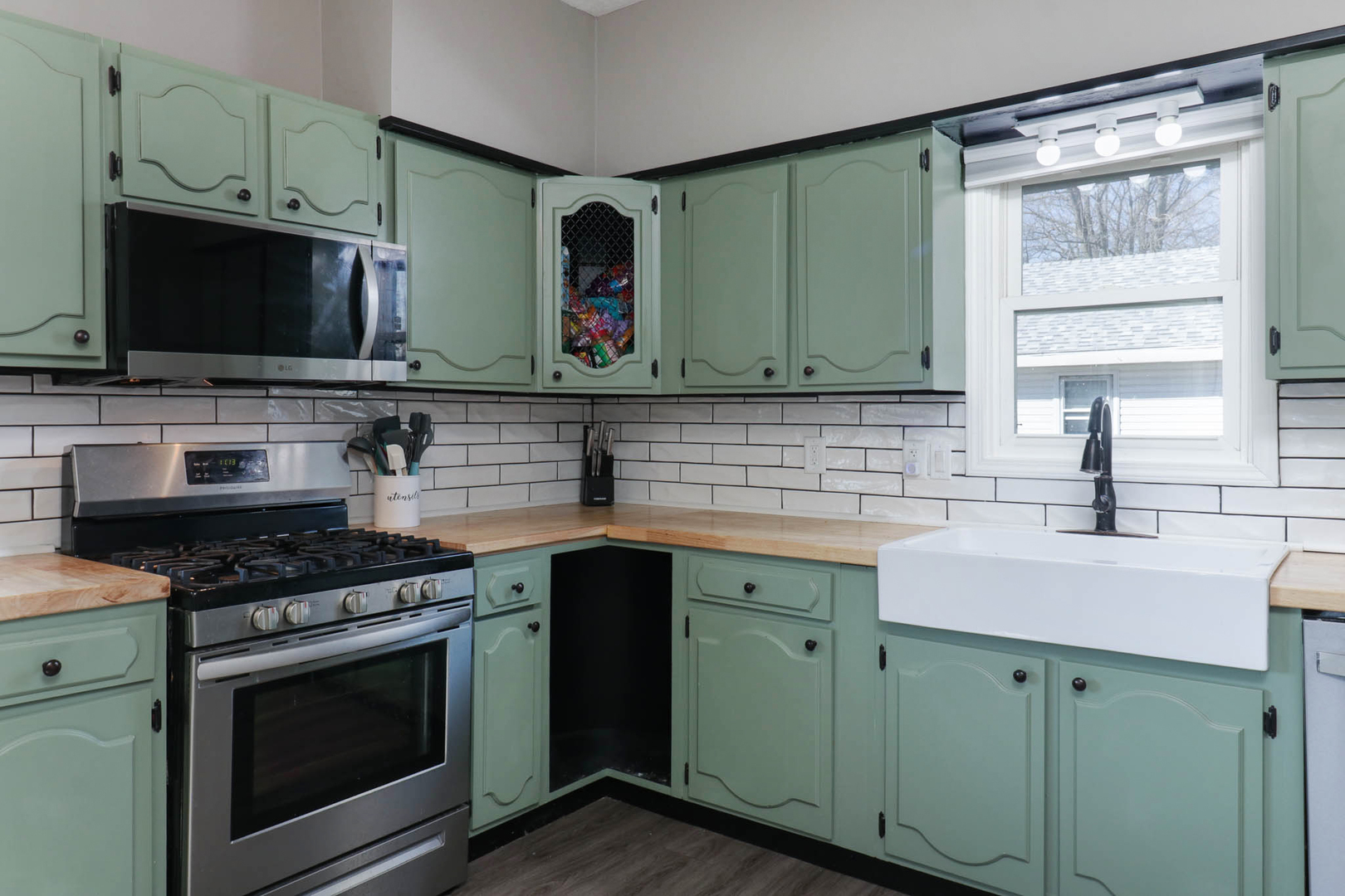 207 E Field Street, Secor, IL 61771