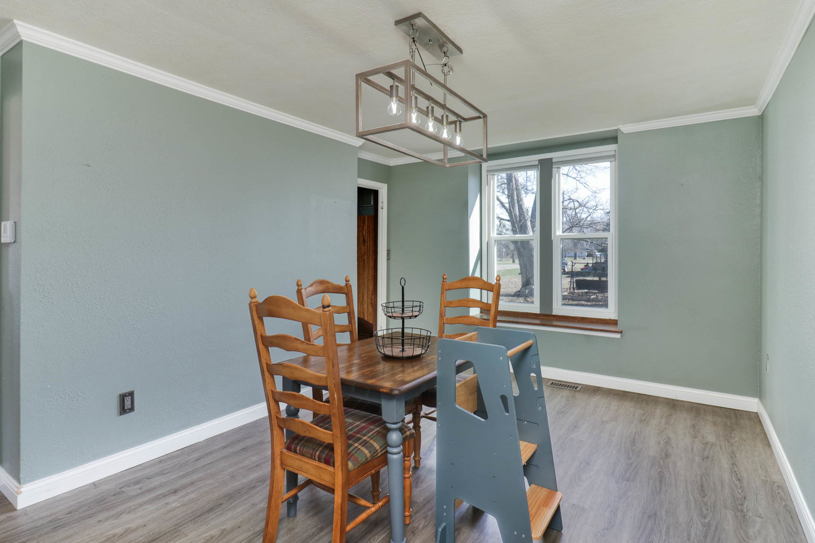 207 E Field Street, Secor, IL 61771