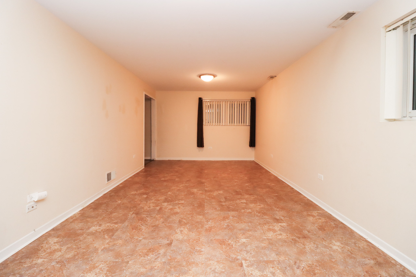 500 N Westwood Avenue, Lombard, IL 60148