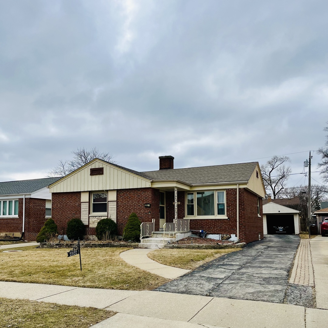 2522 S 3rd Avenue, Riverside, IL 60546