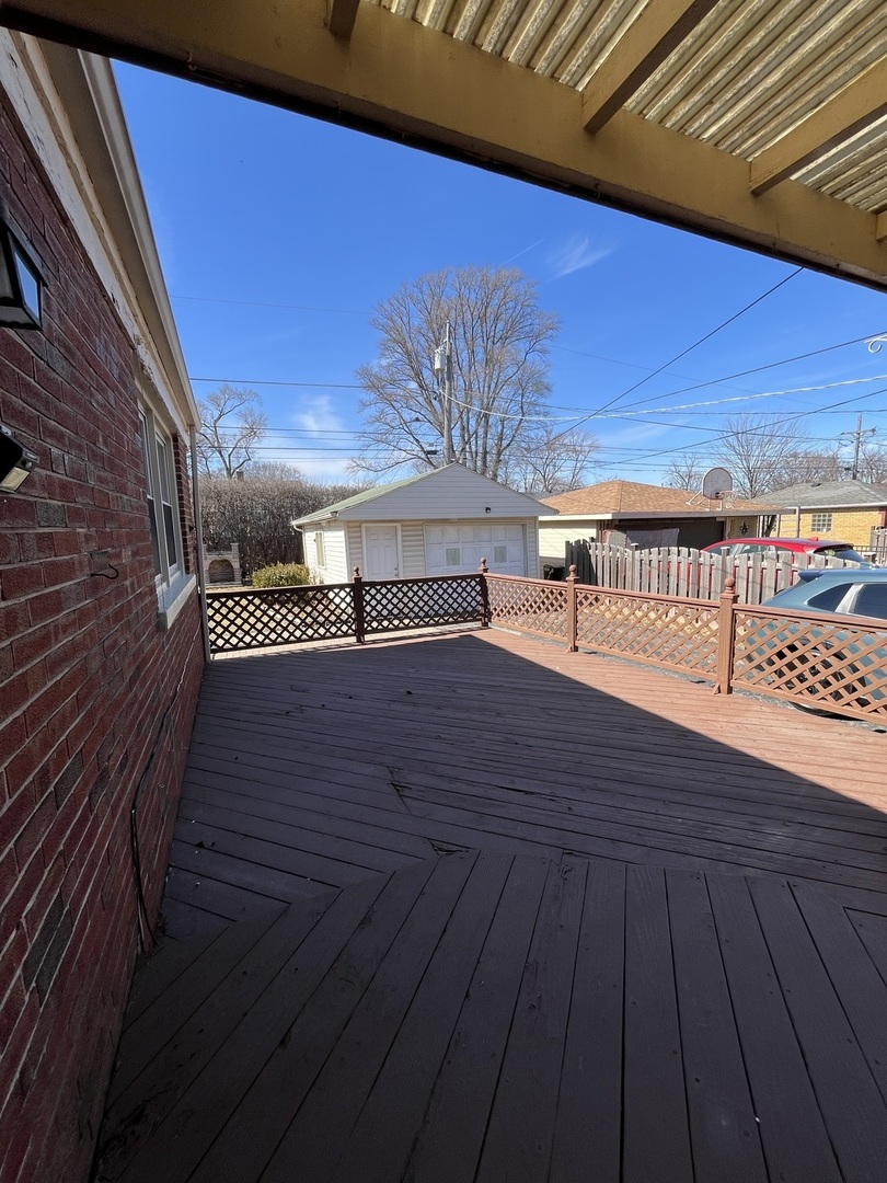 2522 S 3rd Avenue, Riverside, IL 60546