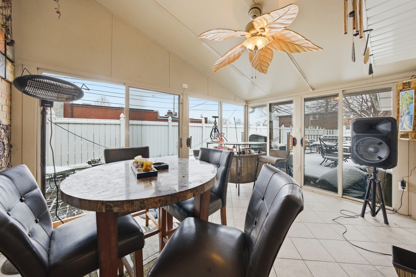 702 E 162nd Place, South Holland, IL 60473