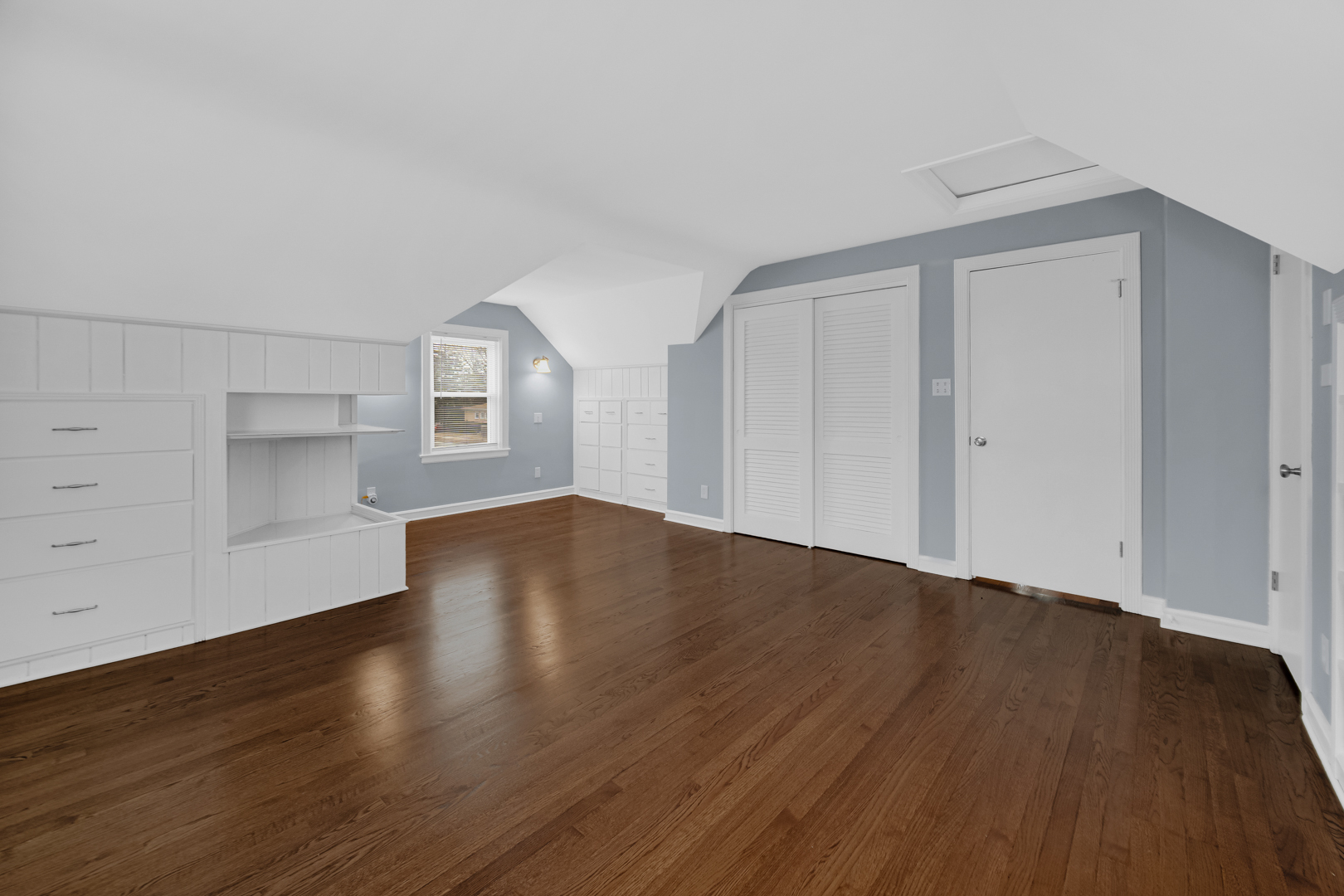 1201 Grove Avenue, Park Ridge, IL 60068