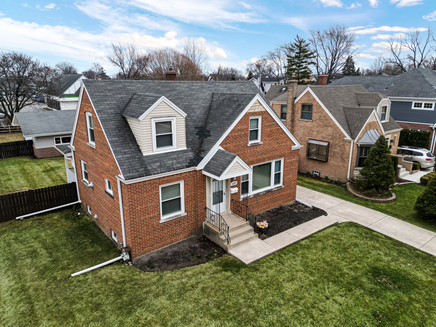 1201 Grove Avenue, Park Ridge, IL 60068