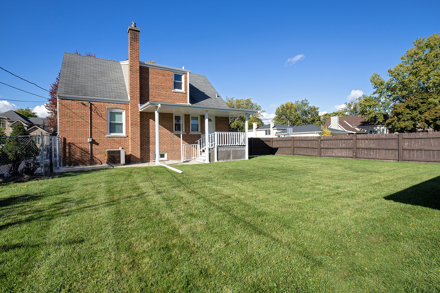 1201 Grove Avenue, Park Ridge, IL 60068