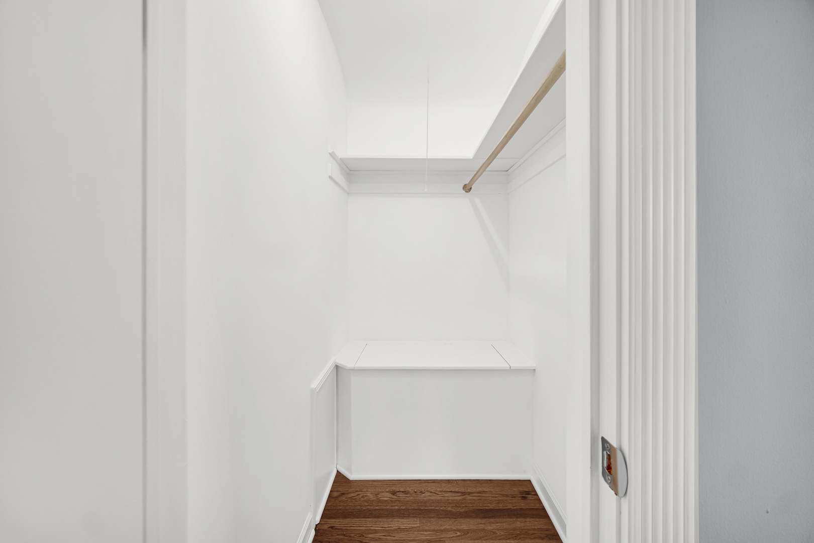 1201 Grove Avenue, Park Ridge, IL 60068