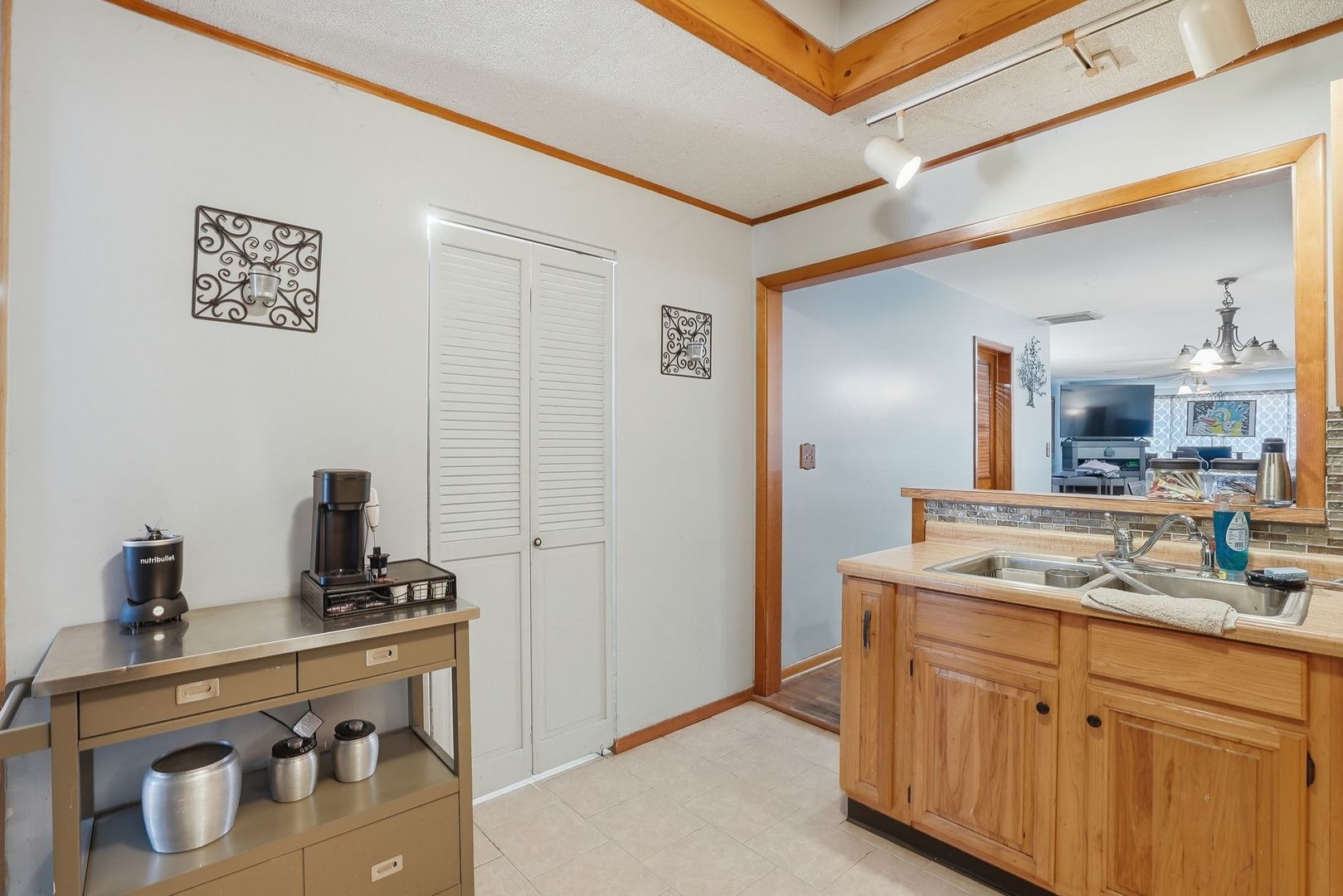 5455 Sand Ridge Road, Morris, IL 60450