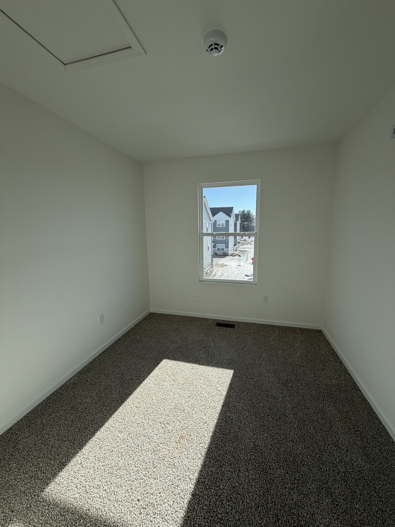 1558 Sequoia Way #1558, Pingree Grove, IL 60140