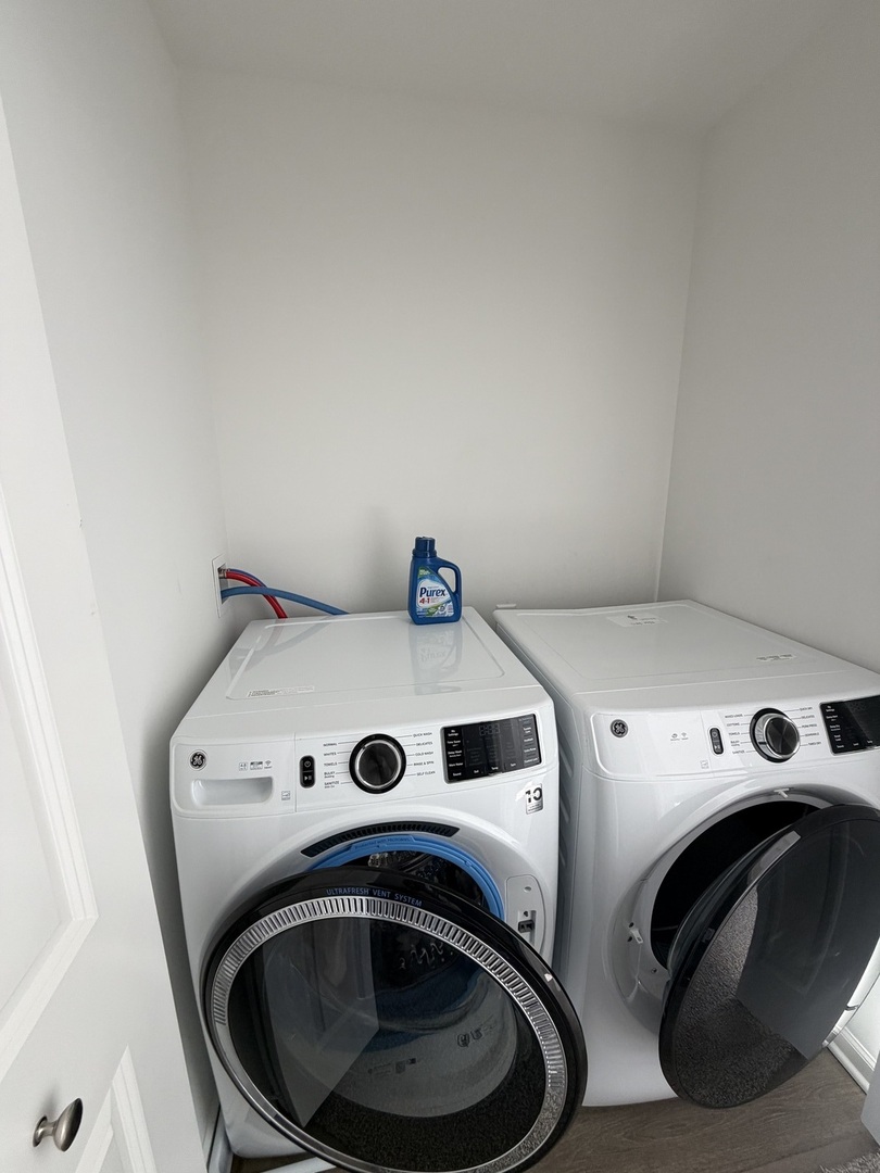 1558 Sequoia Way #1558, Pingree Grove, IL 60140