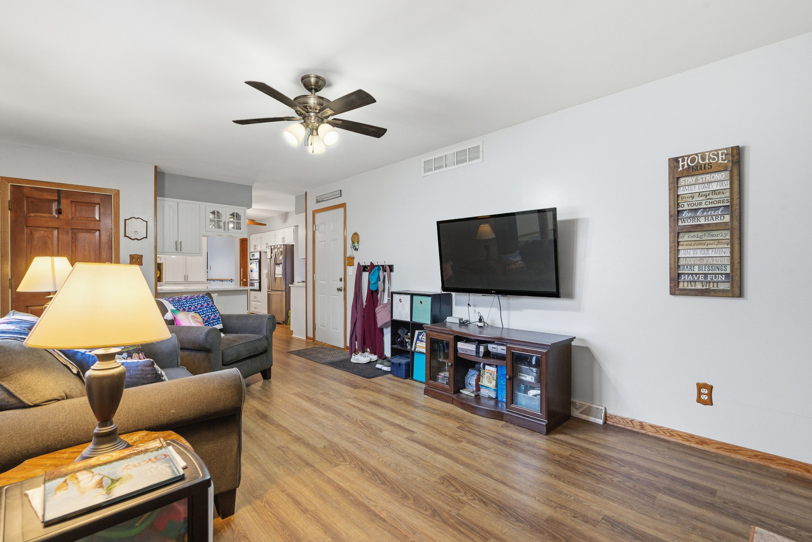 1017 Putnam Drive, Lockport, IL 60441