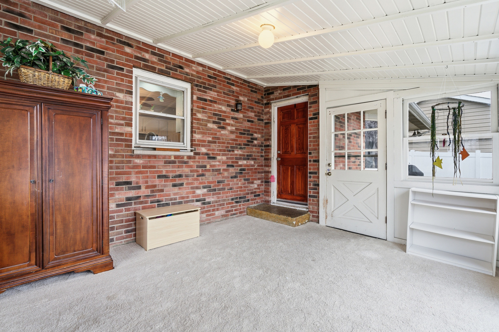 1017 Putnam Drive, Lockport, IL 60441