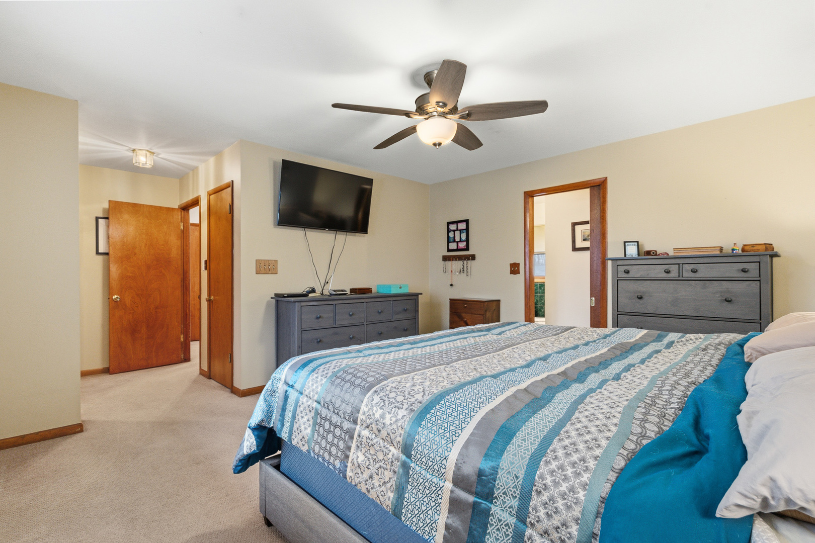 1017 Putnam Drive, Lockport, IL 60441