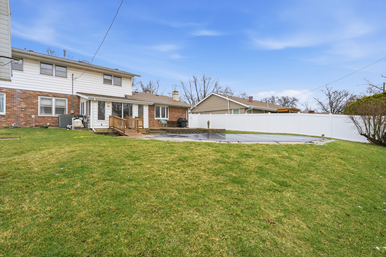 1017 Putnam Drive, Lockport, IL 60441